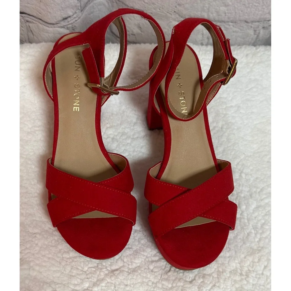 Sun + Stone Lillah Red Faux Suede Platform Block Heel Sandals Womens 6.5 M